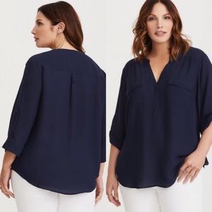 ♥️ Navy Blue V-Neck Blouse Torrid 28W Size 4X